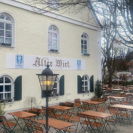 Alter Wirt Ramersdorf Munique Exterior foto